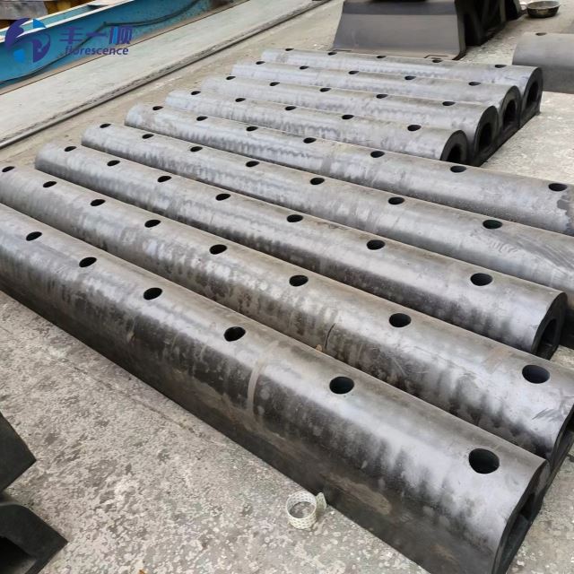 Qingdao Florescence D Type Marine Rubber Fender Qingdao Florescence D Type Marine Rubber Fender